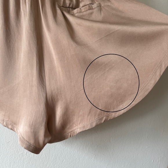 Lunya Blush Silk Sleep Shorts Size L - Picture 7 of 8